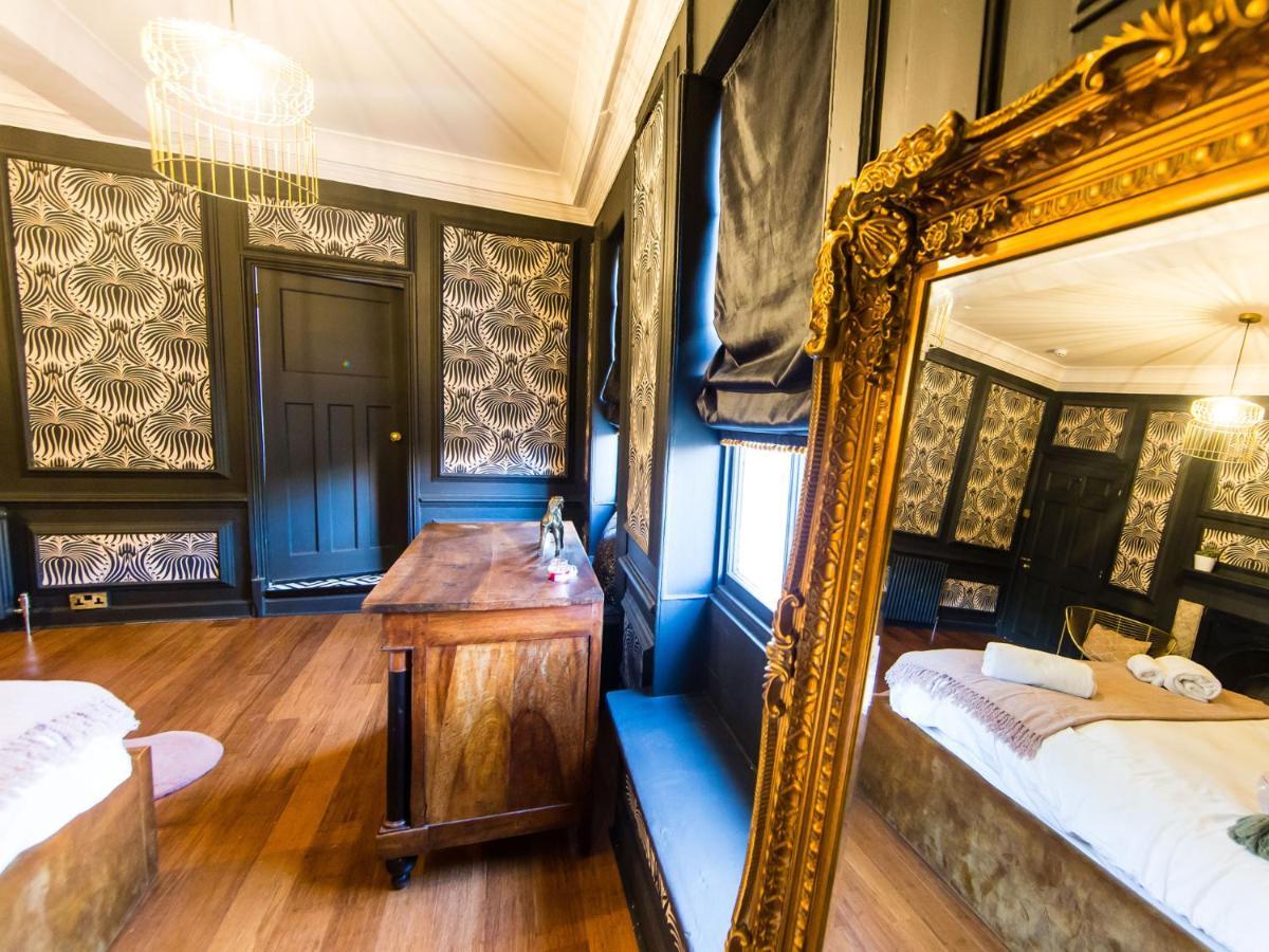 Maison Parfaite Yo1 - Exquisite 400 Year Old, City Centre Townhouse ヨーク エクステリア 写真
