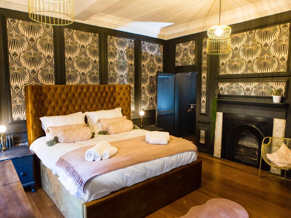 Maison Parfaite Yo1 - Exquisite 400 Year Old, City Centre Townhouse ヨーク エクステリア 写真