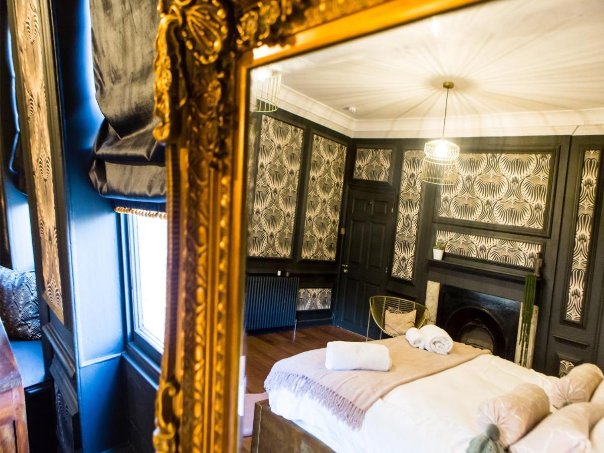 Maison Parfaite Yo1 - Exquisite 400 Year Old, City Centre Townhouse ヨーク エクステリア 写真